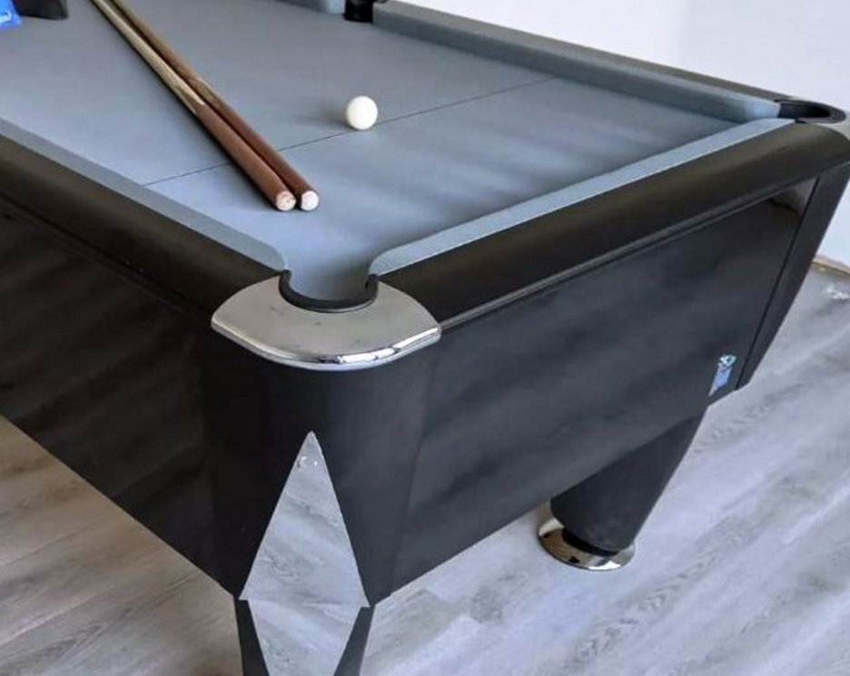 Sam Atlantic Pool Table - Black Gloss Table