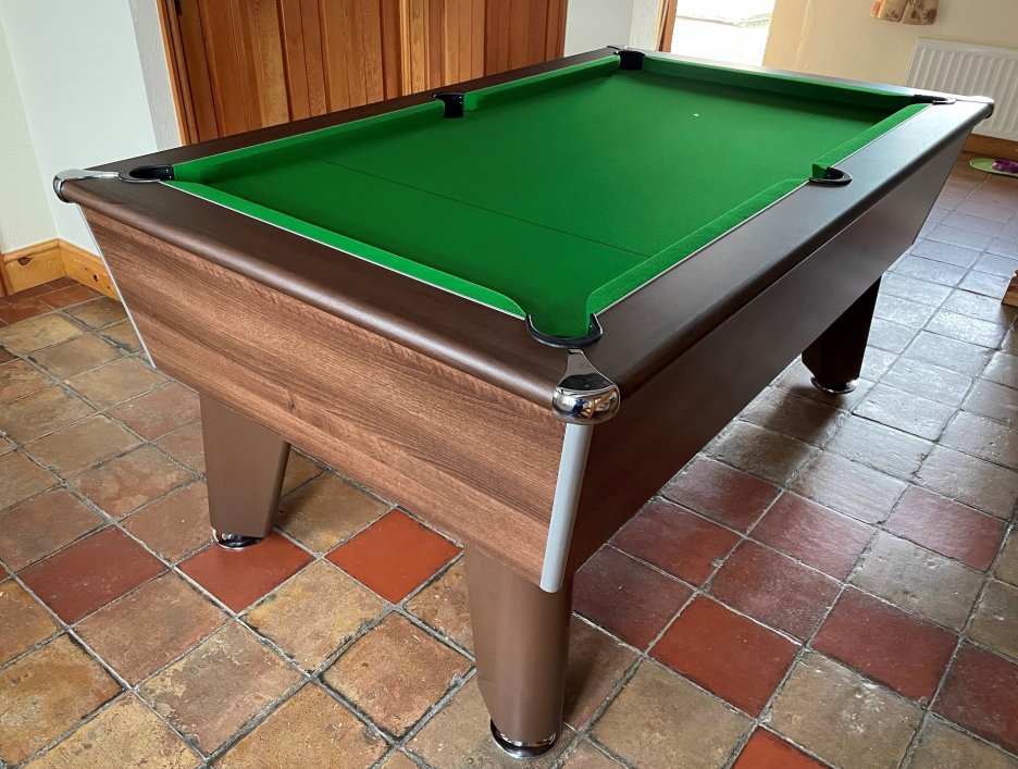 6ft Classic Dark Walnut with Green Cloth