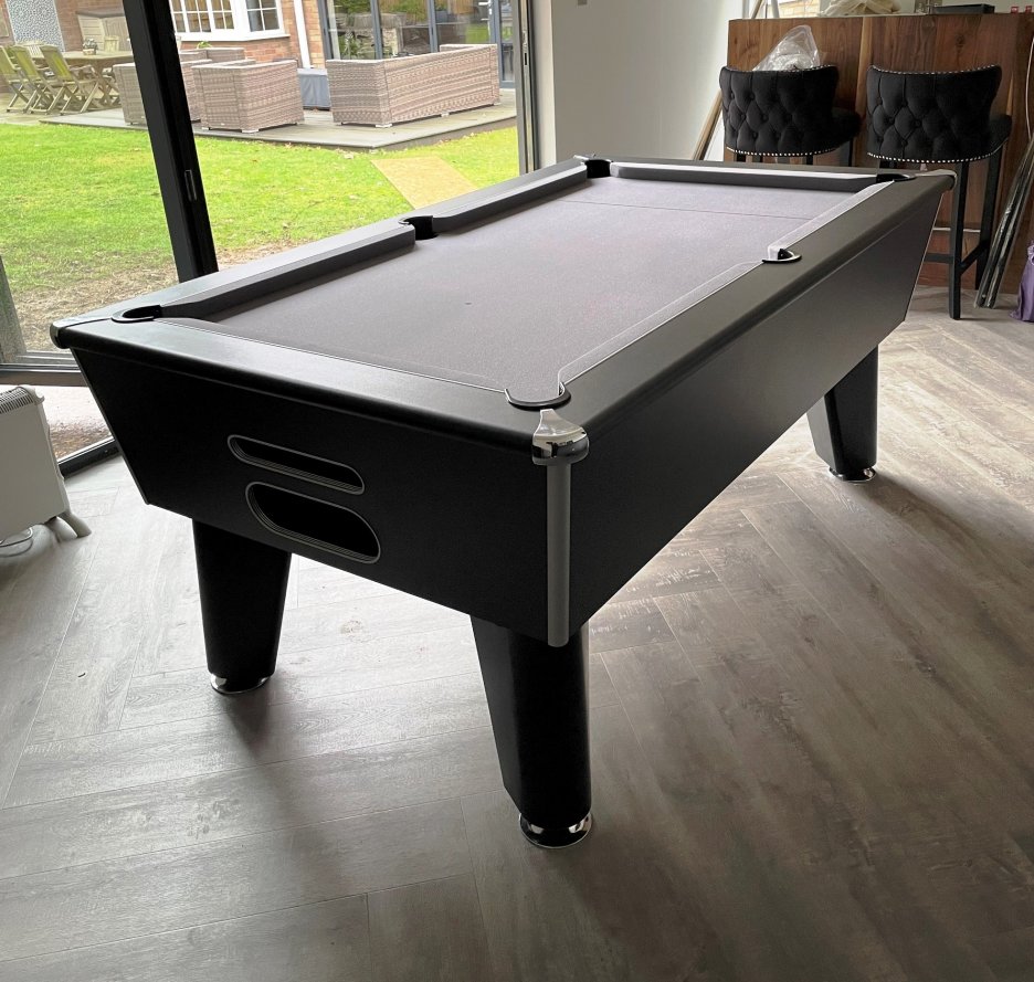 Classic 7ft Pool Table in Black - Fitted with Silver Smart Cloth