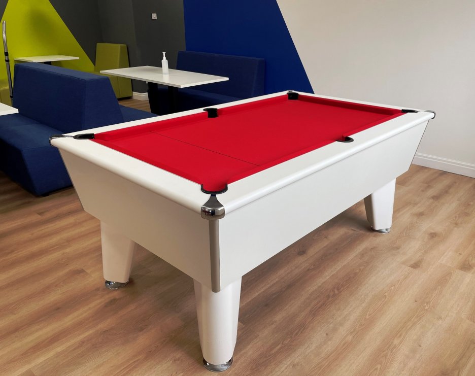 Classic 6ft White table with Red cloth