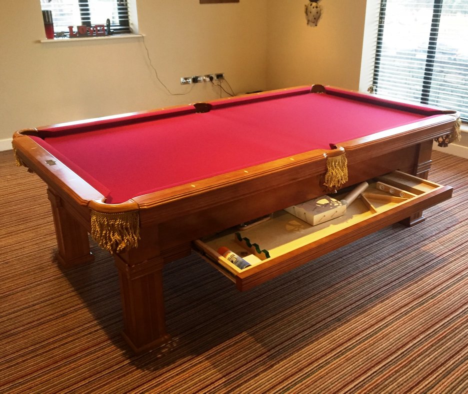 9ft Dark Oak Dynamic Bern Pool Table